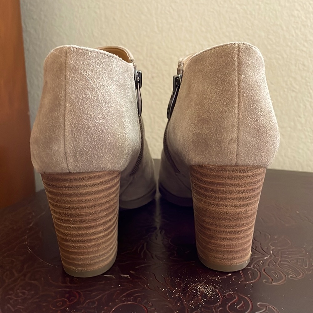 Franco Sarto Tan Suede Booties 7.5